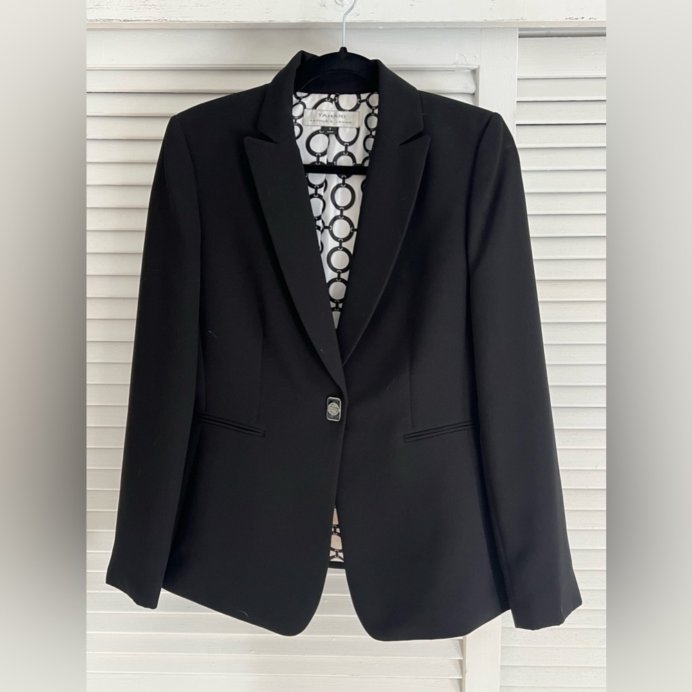 Tahari ASL Black Blazer Size 6